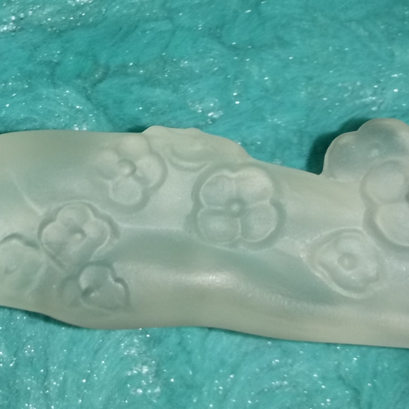 ADERIA FROSTED LADY WINE GLASSES - Picture 7 of 7